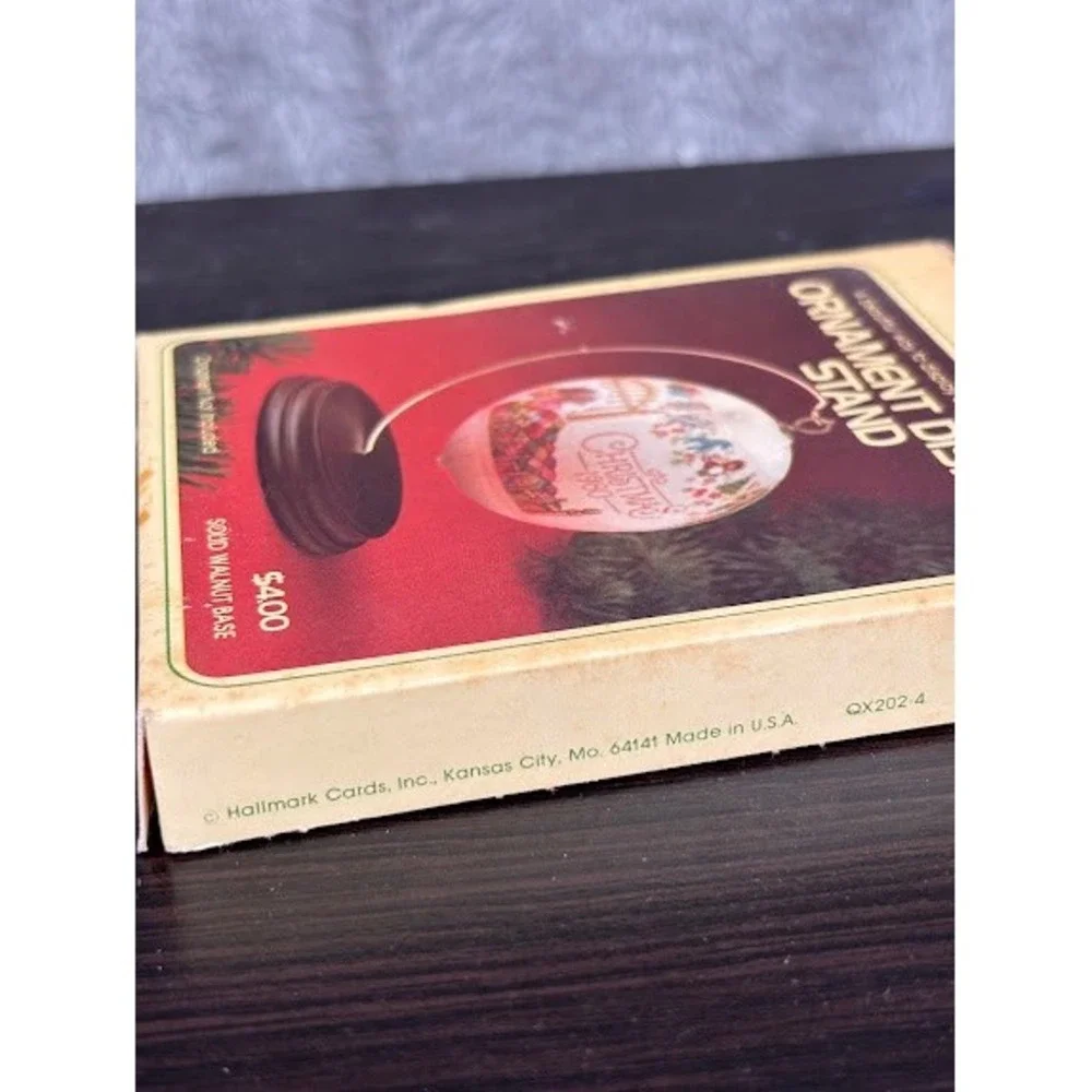 Hallmark keepsake ornament